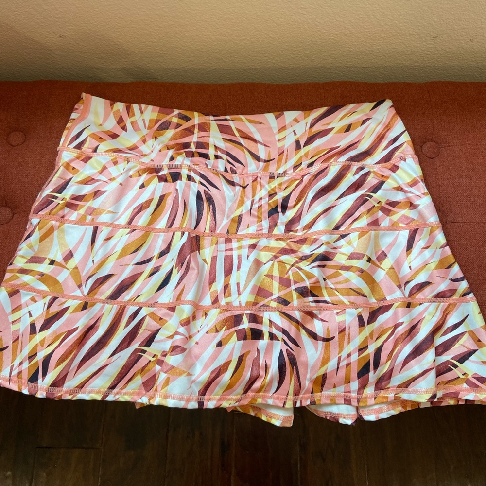 Women’s like new tennis shirt